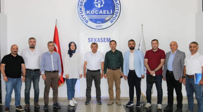 Kağıtspor’da başkanlığa yeniden Ali Yeşildal seçildi