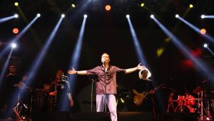 Oğuzhan Koç Kocaeli’ye unutulmaz bir gece yaşattı