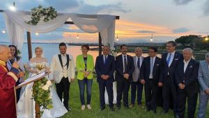Siyaset ve iş dünyası bu düğüne akın etti