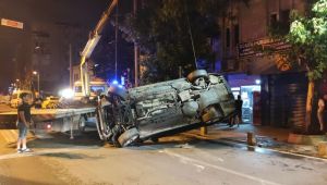 Takla attığı lüks otomobilinin camından çıkıp kaçtı