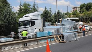 3 milyonluk elektrik panoları TEM'de yola saçıldı