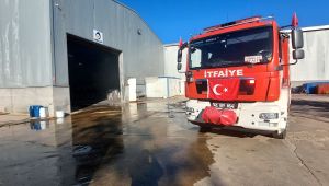 Alüminyum fabrikasında çıkan yangın söndürüldü