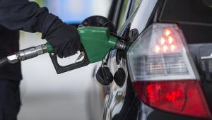 Benzine yine zam geliyor!