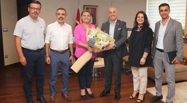 Emlak Kulübü Yönetimi’nden Hürriyet’e ziyaret