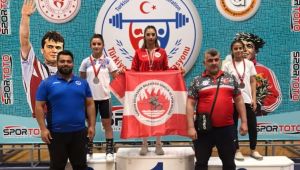 Halterciler, Türkiye Şampiyonasından madalyalarla döndü