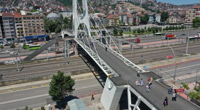 Mimar Sinan Üst Geçidine 180 ton kaydırmaz asfalt