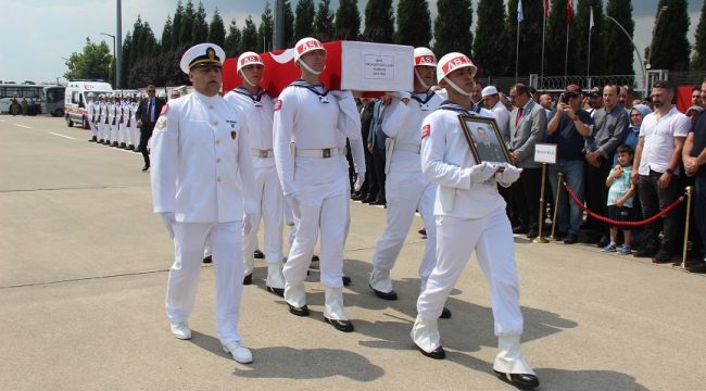 Şehidin naaşı Kocaeli'ye getirildi