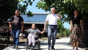 Tahir Başkan Aslıhan’a moral oldu!
