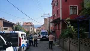 77 yaşındaki yaşlı adam evinde ölü bulundu