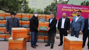 Arıcılara Kovan Desteği sonrası ilk hasat alındı