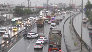 Gebze'de aynı noktada 3 zincirleme kaza: 4 yaralı