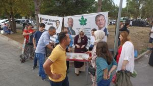 Gelecek’ten İzmit’te aşure ikramı