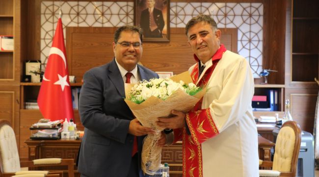 GTÜ’de rektörlük devri yapıldı