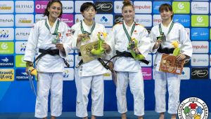 Kağıtsporlu Merve dünya üçüncüsü