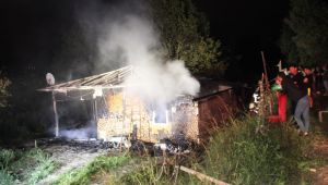 Prefabrik ev, yangında kullanılamaz hale geldi