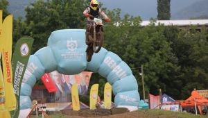 Süper Enduro Şampiyonası nefesleri kesti