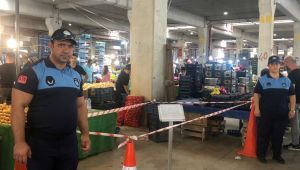 Vatandaşa kötü davranan pazarcıya bir hafta men