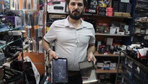 50 liralık kumanda için dükkan basıp, darp ettiler