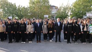 Başkan Bıyık Bayrak töreninde
