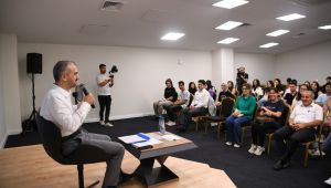 Başkan Çiftçi, üniversitelilerle buluştu