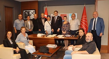 CHP Kocaeli'ye katılan yeni isimlerden ziyaret