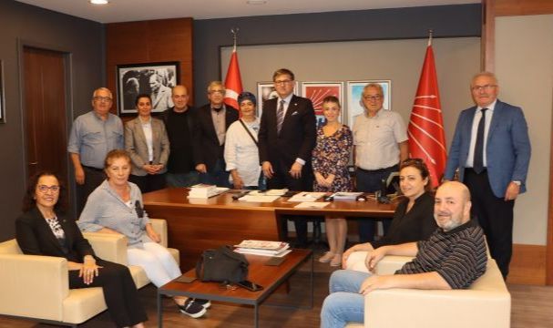 CHP Kocaeli'ye katılan yeni isimlerden ziyaret