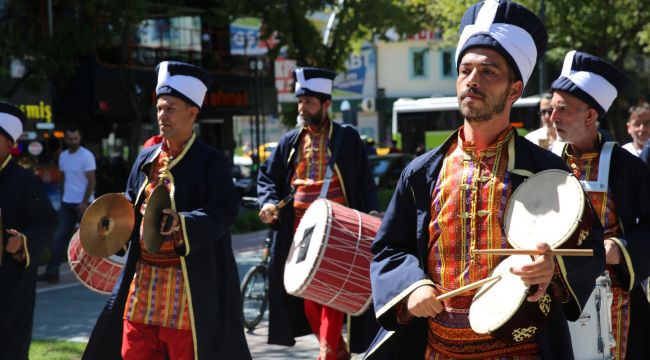 Cumhuriyet Bulvarı’nda mehter coşkusu