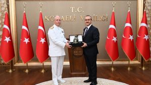 Donanma Komutanı Yıldız göreve başladı