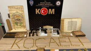 Durdurulan araçta 10 adet tarihi eser bulundu