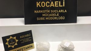 Durdurulan araçtan 2 kilo uyuşturucu çıktı