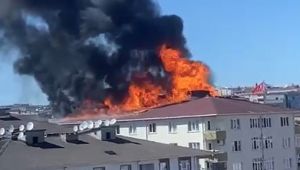 Gebze’de izolasyon yapılan çatı yandı
