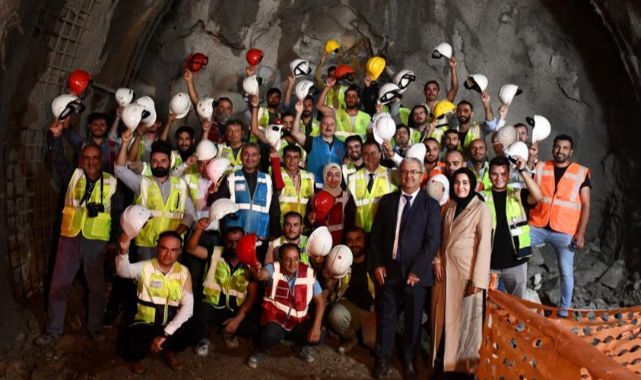 Gebze Metro hattı tüneli ışığa kavuştu
