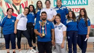 Halterde Türkiye’nin en iyi takımlarında biri Kağıtspor