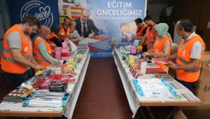 İhtiyaç sahibi 5000 öğrenciye kırtasiye yardımı