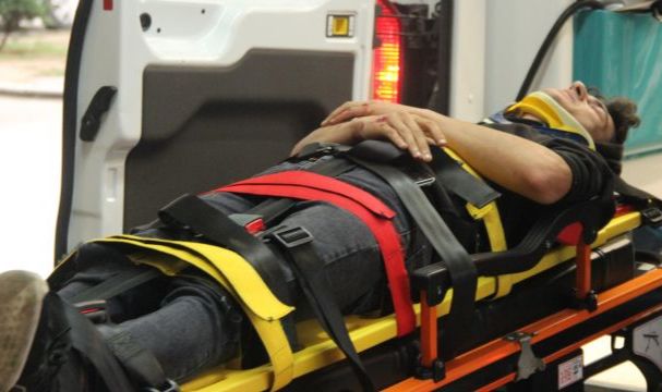 Kocaeli'de motosiklet kazası:2 yaralı