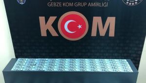 Sahte 10 bin dolarla yakalandı