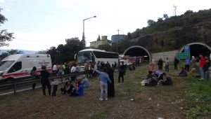 Yolcu otobüslerinin karıştığı kazada 2'si bebek 4 kişi yaralandı