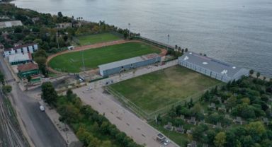 Alparslan Türkeş Spor Kompleksi’ne sentetik çim