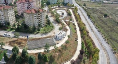 Çayırova Cumhuriyet Mahallesi Parkı’nda sona doğru
