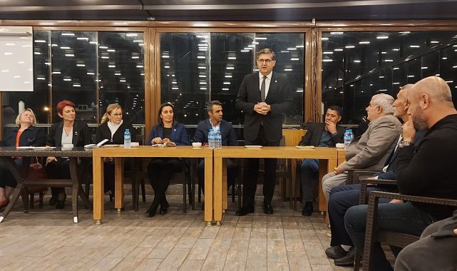 CHP heyeti Vanlılarla bir araya geldi
