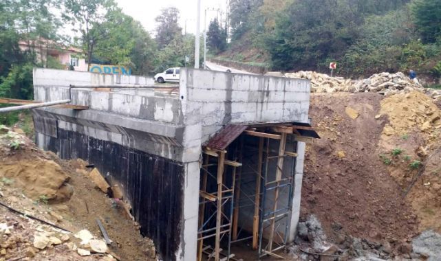 Çubuklu Osmaniye’de menfezin betonarmesi tamamlandı