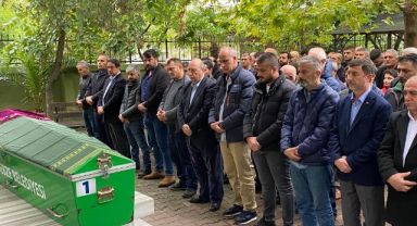 Evde çıkan yangında ölen genç kız toprağa verildi