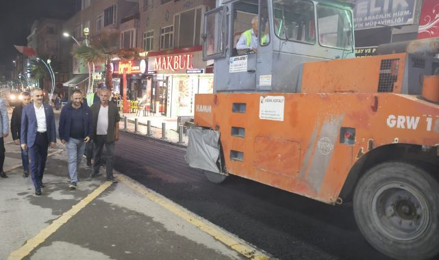 Fatih Caddesi'ne 560 ton asfalt serildi