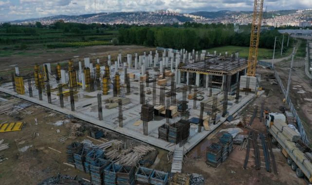 Gıda Üretim Tesisinin kolon imalatları sürüyor
