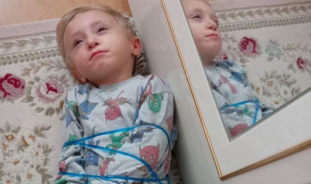 Minik Umut düşen ekmeği almak isterken canından olmuş
