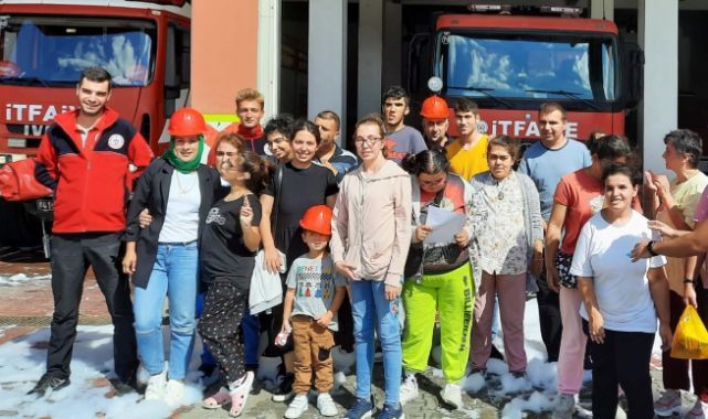 Özel çocuklardan Büyükşehir İtfaiyesine ziyaret