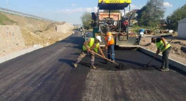 Stadyum yolu çalışmasında ulaşım yan yola aktarıldı
