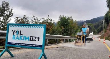 Yol Bakım Timi yolların bakım ve onarımını yapıyor