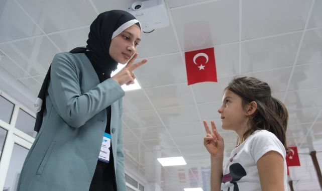 Büyükşehir’den işaret dili atölyesi