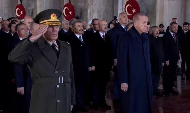 Devlet erkanı Anıtkabir'de